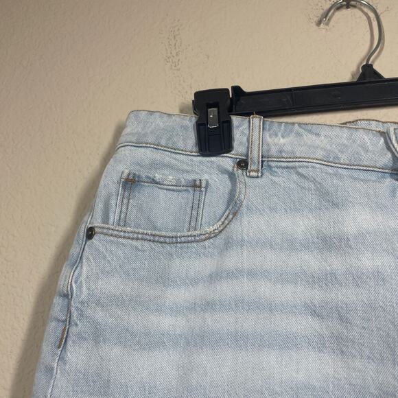 Loft 12/31 Roll Short Denim Jeans Blue Washed Cut Off Curvy Mid Rise Cuffed Hem - Picture 3 of 12